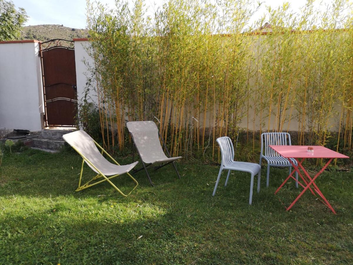 Chambre D'Hotes Chevrefeuille モリ エクステリア 写真